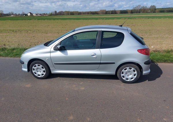 Peugeot 206 cena 7900 przebieg: 104000, rok produkcji 2009 z Gostyń małe 121